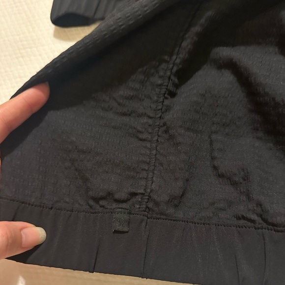 Lululemon Pack Light Bomber - Black SZ 8 - Picture 5 of 8